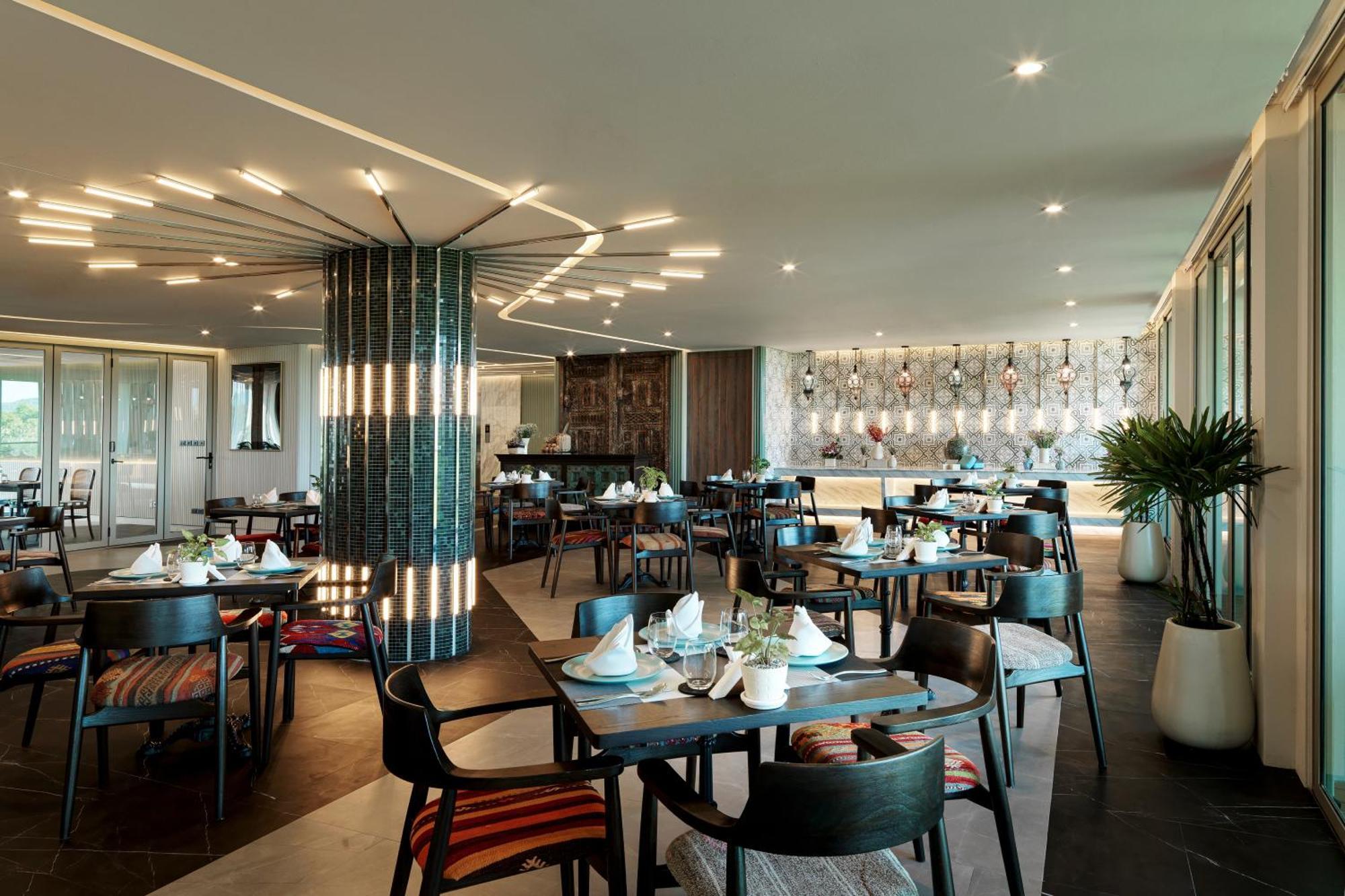 Wyndham Grand Nai Harn Beach Phuket Εξωτερικό φωτογραφία
